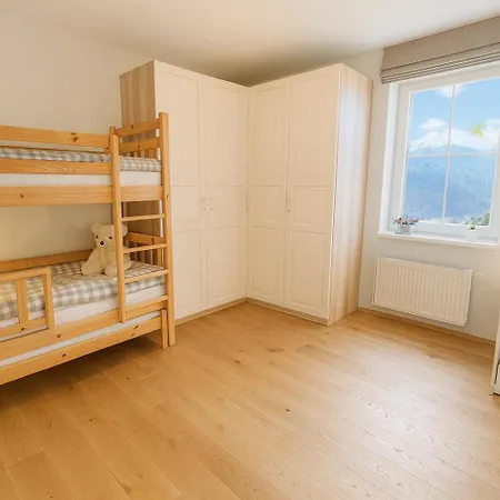 Bright With Balcony And View Of Medvedin *